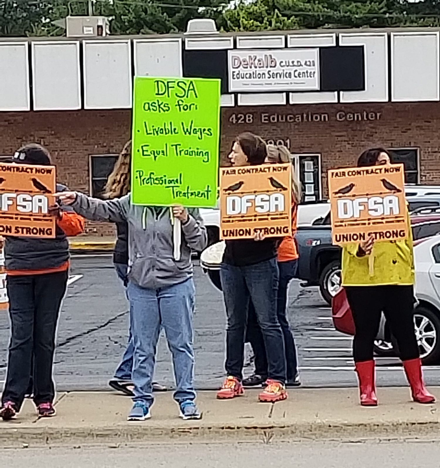 DFSA Picketers 8.24.18.2