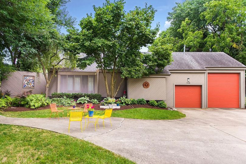 Real Estate Markets in 60115 Area