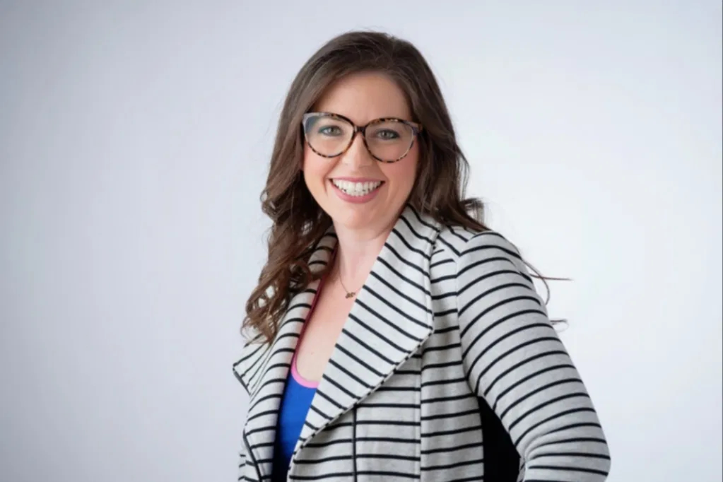 Vote for Dani Brzozowski to represent us in Congress