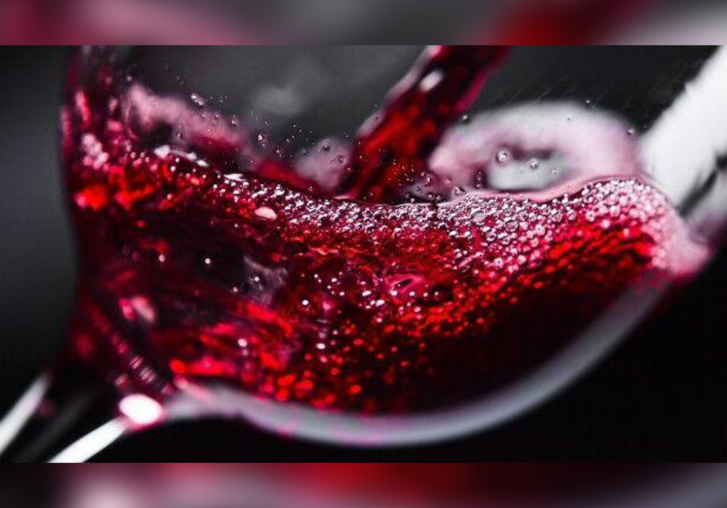 New Law Says Getting Vaccinated Can Get You a Free Drink; Extends Pickup and Delivery Cocktails