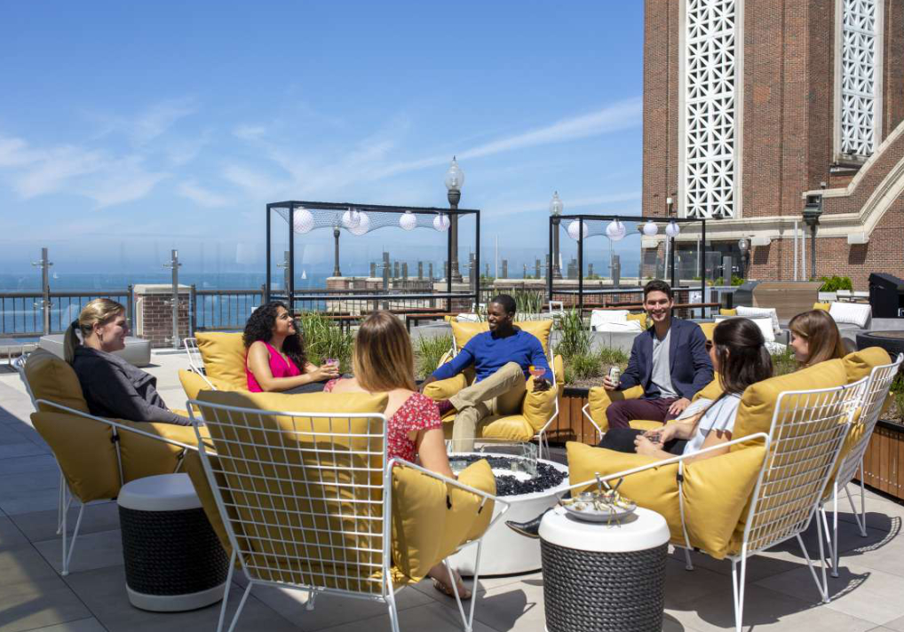 Enjoy the Largest Rooftop Bar in America